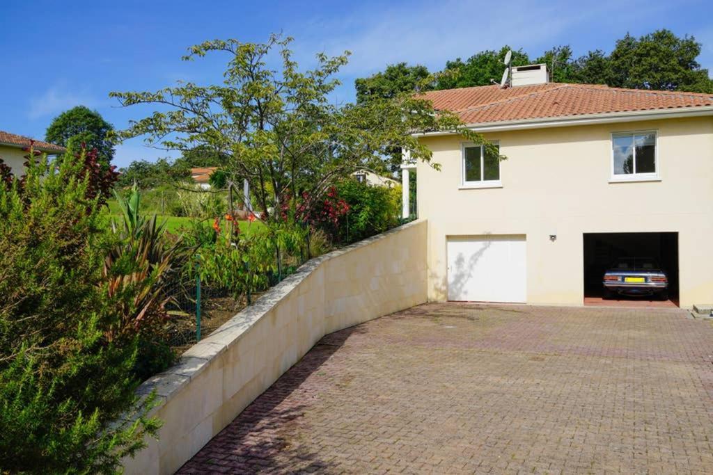 Carignan-de-Bordeaux Villa Alba. Piscine Grand Jardin Hauts De Bordeaux מראה חיצוני תמונה